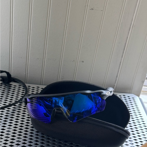 Oakley EV Radar Path Used Blue Lens Black Frame Vintage retro Sunglasses - Picture 1 of 5
